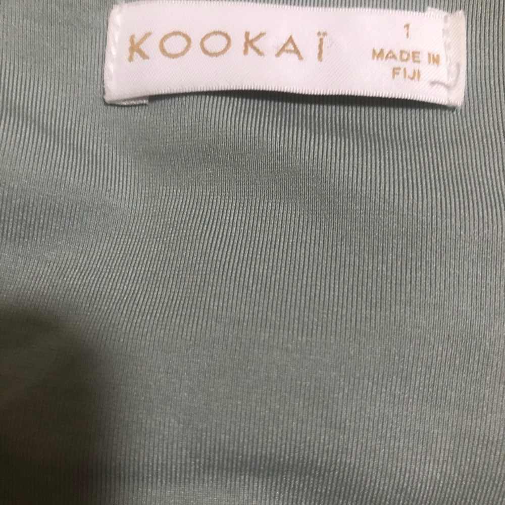 Kookai Matcha Cruise Crop Top Size 1 (Aus 6-8) Fitted Silhouette Made In Fiji - Picture 5 of 7
